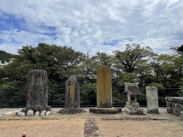 安積疏水神社
